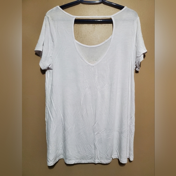 Xl white shirt - Picture 2 of 2